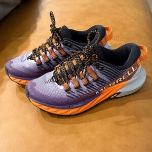 Like new! Merrell Women's Vibrant Purple and Orange Athletic Shoes 7.5